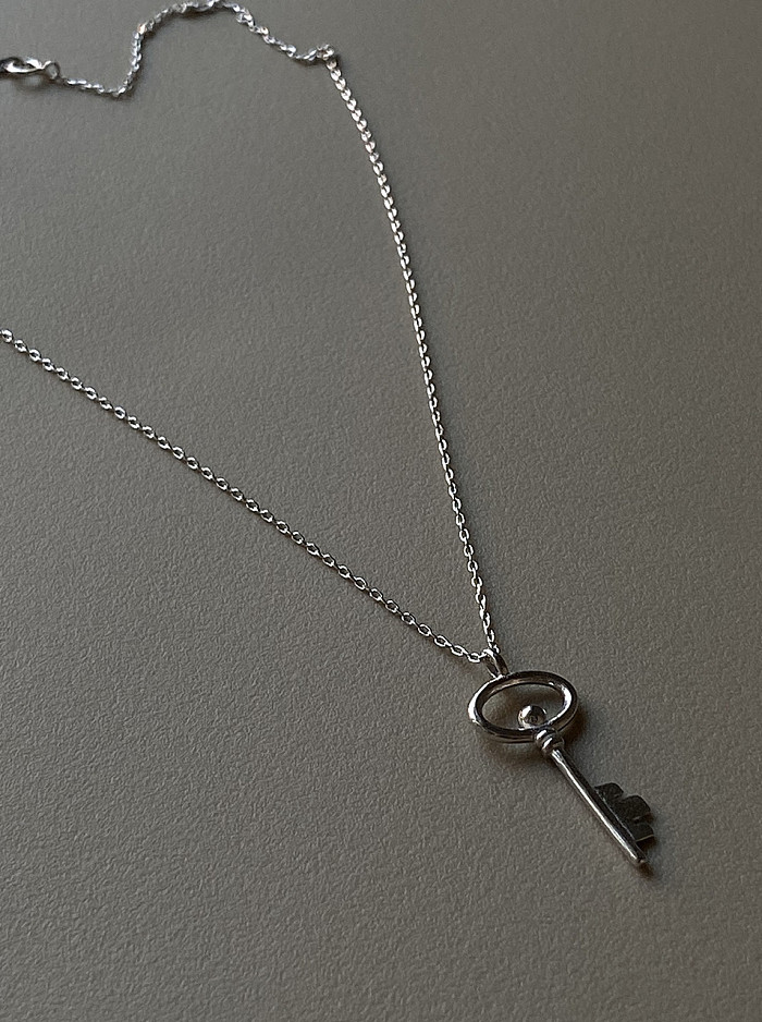 925 Sterling Silver With Gold Plated Simplistic Smooth Key Pendant Necklaces