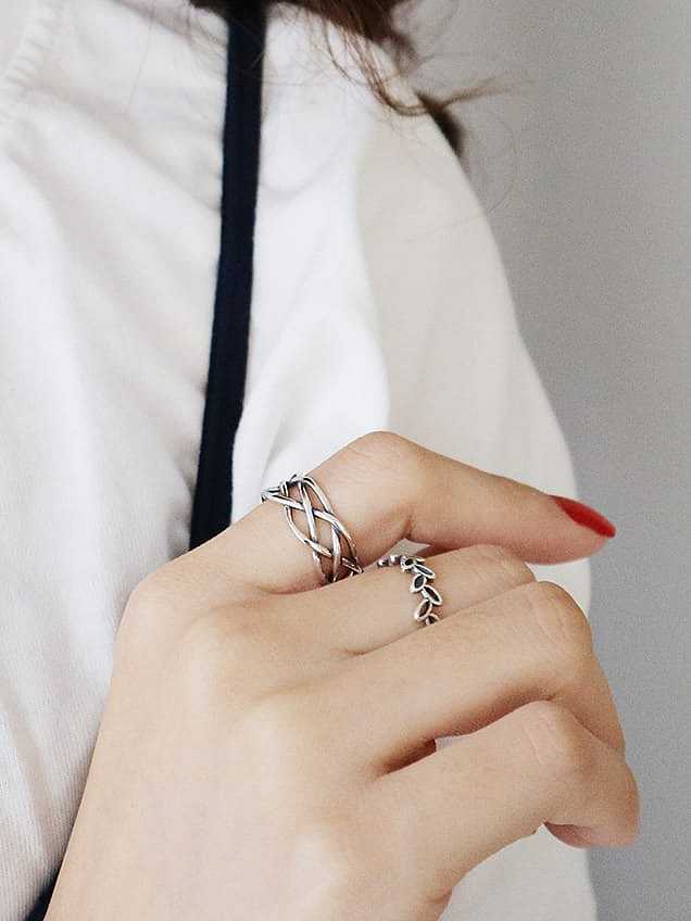 925 Sterling Silver Leaf Minimalist Midi Ring