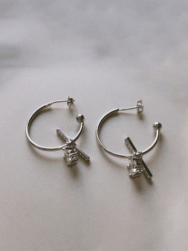 Boucles d'oreilles rondes simplistes en argent sterling 925 avec platine