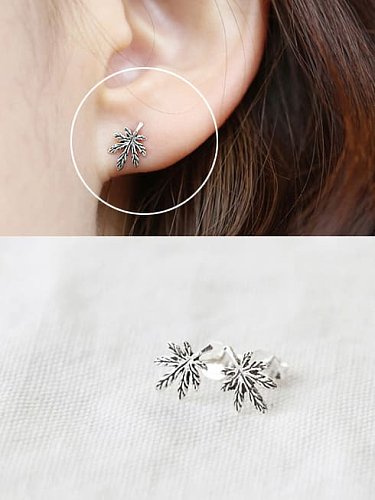 925 Sterling Silver Vintage Silver Maple Leaf Stud Earring