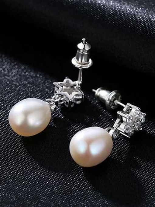 Boucles d'oreilles en argent sterling 925 avec perles d'eau douce artificielles et fleurs en zircon