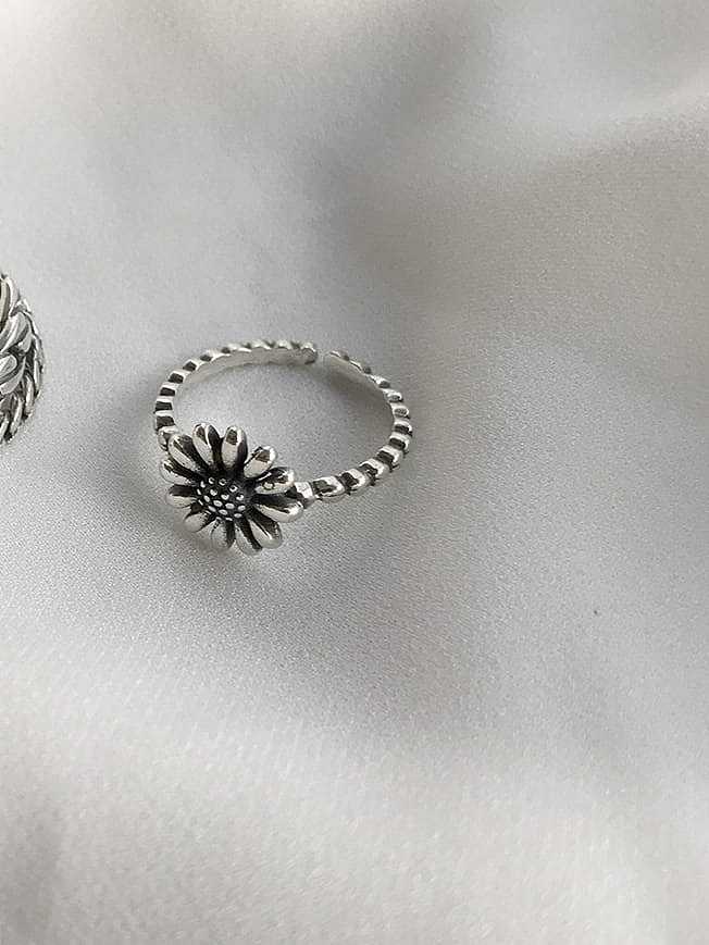 خاتم من الفضة الإسترليني عيار 925 بتصميم زهرة الأقحوان مقاس حر
