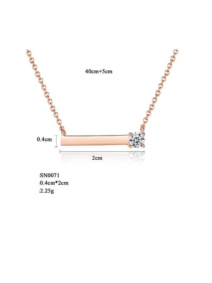 Einfache geometrische Halskette aus 925er Sterlingsilber mit Strasssteinen