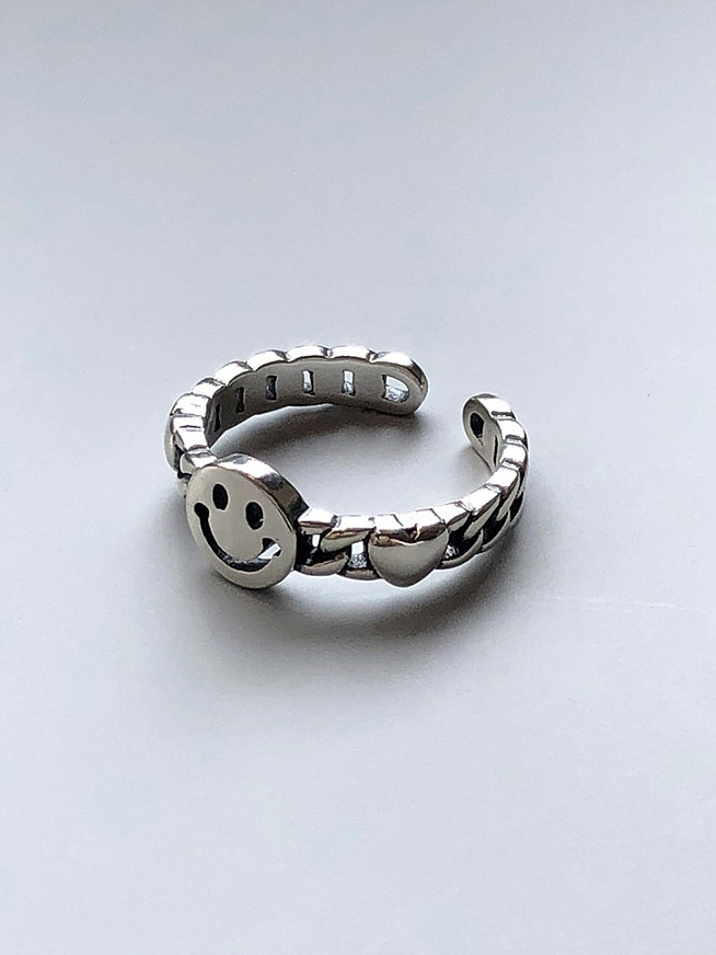 925er Sterlingsilber mit antik versilberten runden Smiley-Ringen in freier Größe