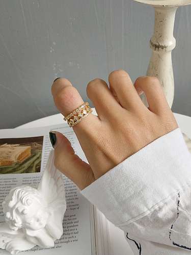 Anillo apilable minimalista de plata de ley 925 con tres anillos de diamantes