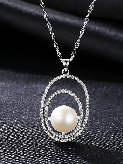 Collier pendentif ovale en zircon avec perles d'eau douce en argent sterling 925