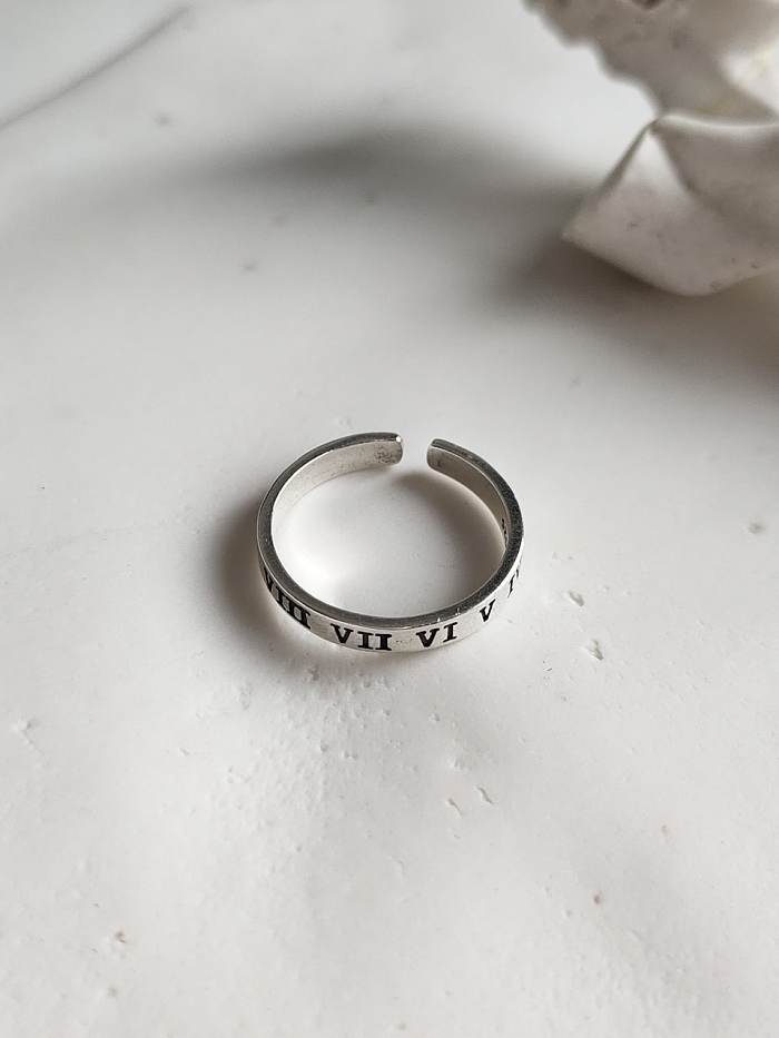 925 Sterling Silver Roman numerals Vintage Band Ring