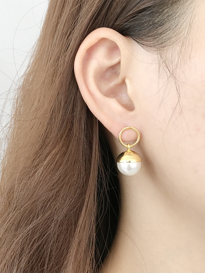Sterling silver imitation pearl earring