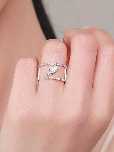 Geometrischer, minimalistischer, stapelbarer Ring aus 925er Sterlingsilber mit Zirkonia