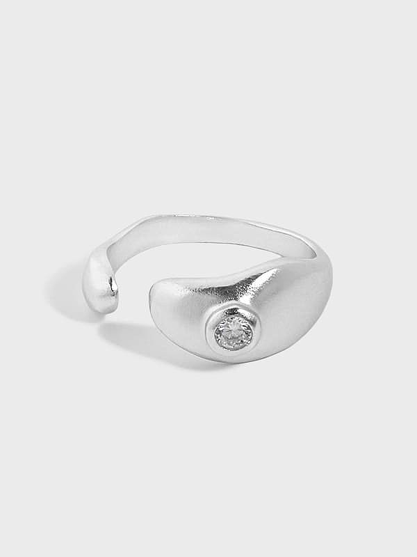 Anel de banda minimalista irregular de strass em prata esterlina 925