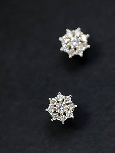 925 Sterling Silver Cubic Zirconia Flower Dainty Stud Earring