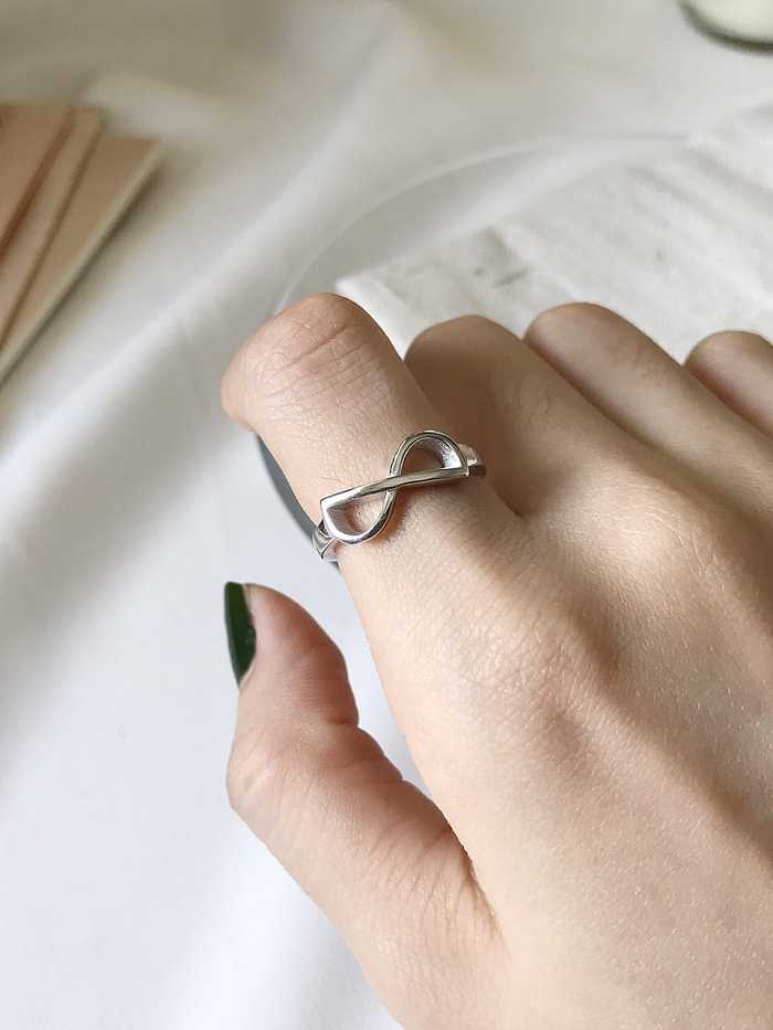925 Sterling Silver Number 8 Minimalist Midi Ring
