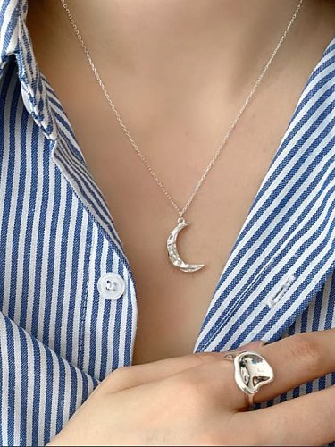 925 Sterling Silver Irregular Moon Vintage Necklace