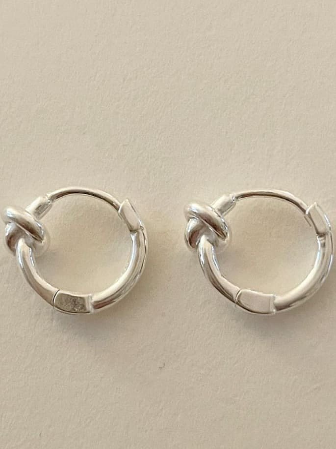 925 Sterling Silver Irregular Vintage Huggie Earring