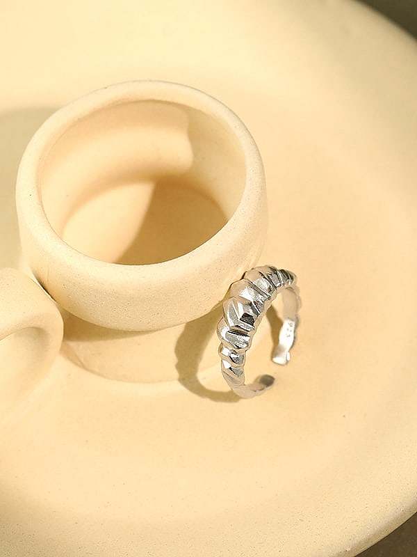 925 Sterling Silver Irregular Vintage Band Ring