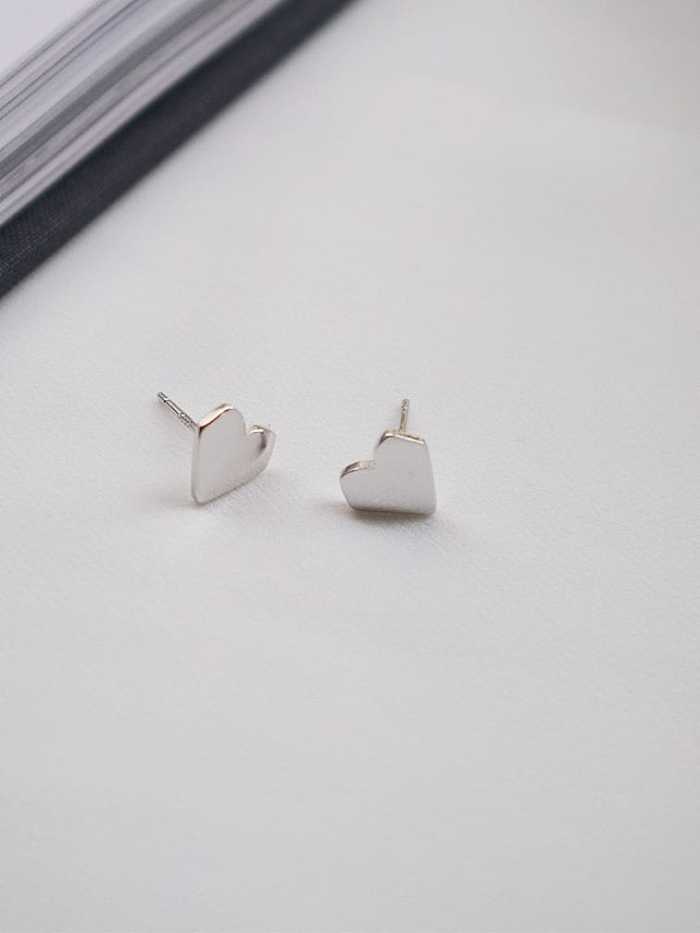 925 Sterling Silver Smooth Heart Minimalist Stud Earring
