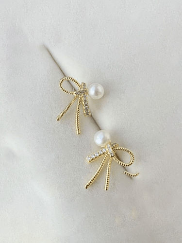 925 Sterling Silver Bowknot Cute Stud Earring