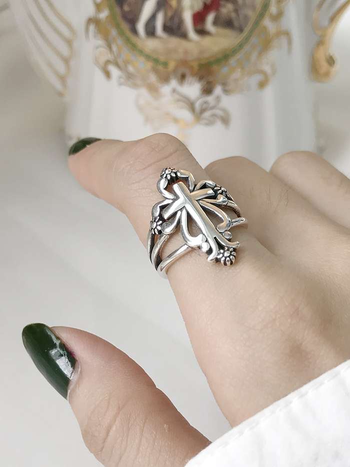 925 Sterling Silver Hollow Cross Vintage Free Size Midi Ring