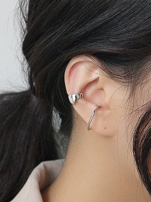 925 Sterling Silver With Glossy Simplistic Ear Clip Without Piercing single