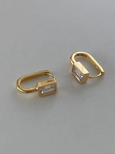 Geometrischer minimalistischer Huggie-Ohrring aus 925er Sterlingsilber mit Glasstein