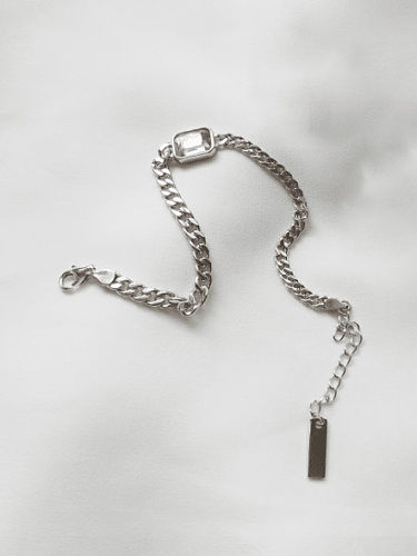 Bracelet design chaîne imitation cristal carré en argent pur