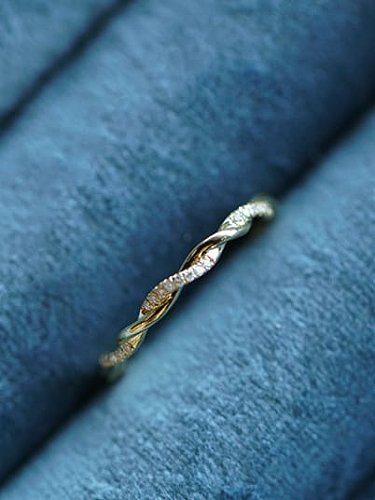 925 Sterling Silver Cubic Zirconia Weave Dainty Band Ring