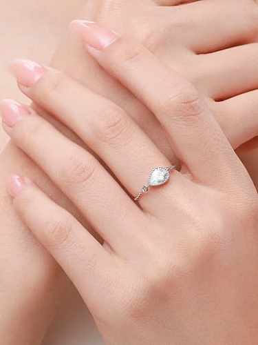 925 Sterling Silver Cubic Zirconia Water Drop Classic Band Ring