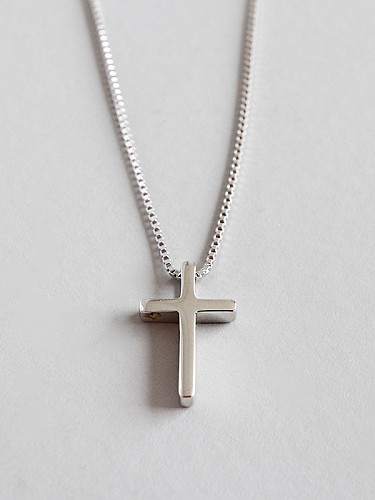 Collier mini croix minimaliste en argent sterling