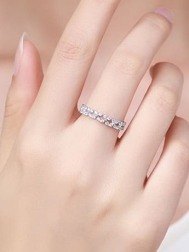 925 Sterling Silver Cubic Zirconia Flower Dainty Band Ring