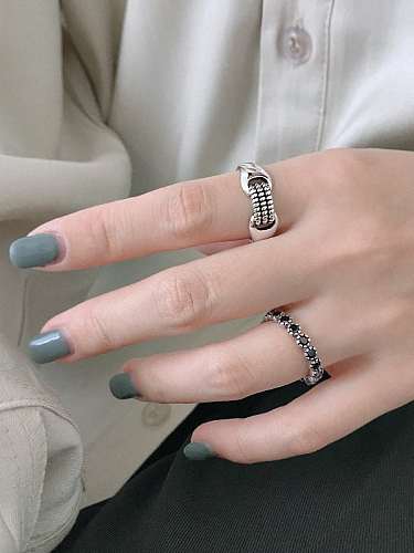 925 Sterling Silver Irregular Vintage Band Ring