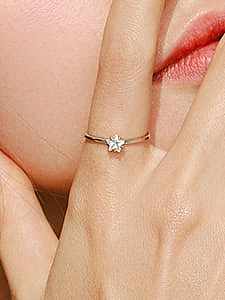 925 Sterling Silver Cubic Zirconia Round Minimalist Band Ring