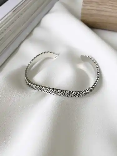 925 Sterling Silver Willow Leaf Vintage Cuff Bangle