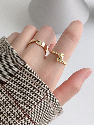 925 Sterling Silver With Glossy Simplistic Tie a Knot Free Size Rings