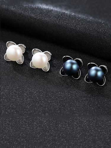 Boucles d'oreilles minimalistes en forme de fleur de perle d'eau douce en argent sterling 925