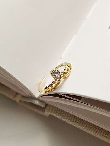 925 Sterling Silver Cubic Zirconia White Crown Solitaire Ring