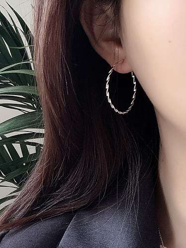 Hohler runder minimalistischer Creolen-Ohrring aus 925er Sterlingsilber