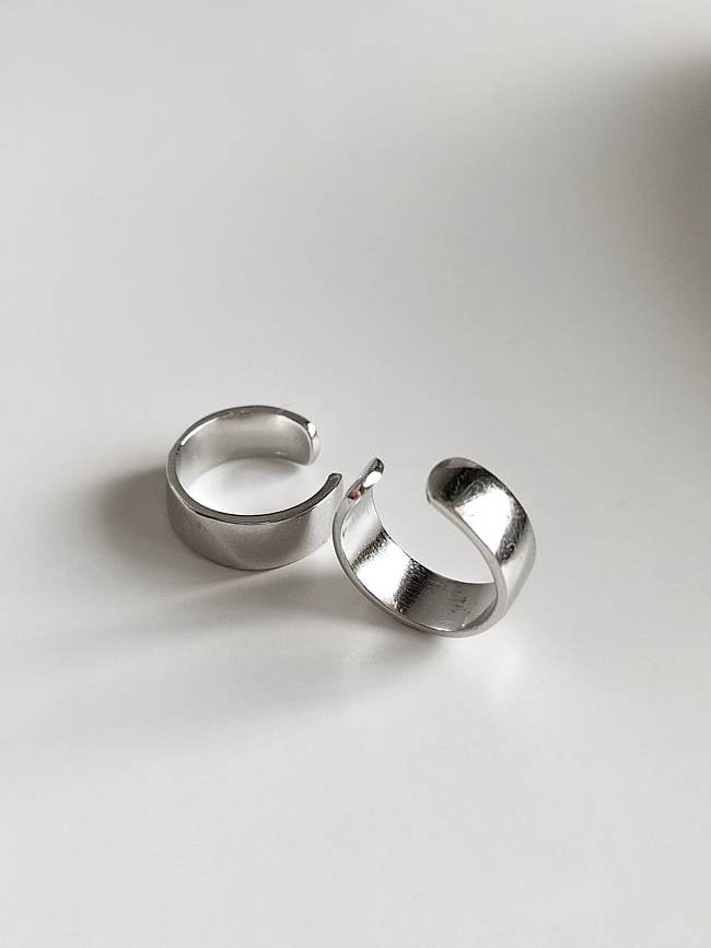 Brinco de clipe de orelha redondo minimalista liso de prata esterlina 925