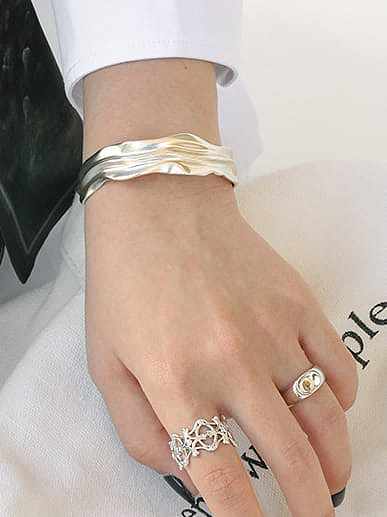 Brazalete Vintage Irregular de Plata de Ley 925