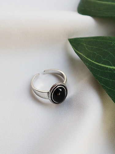 Ring aus Sterlingsilber mit schwarzem Achat im Retro-Stil in freier Größe