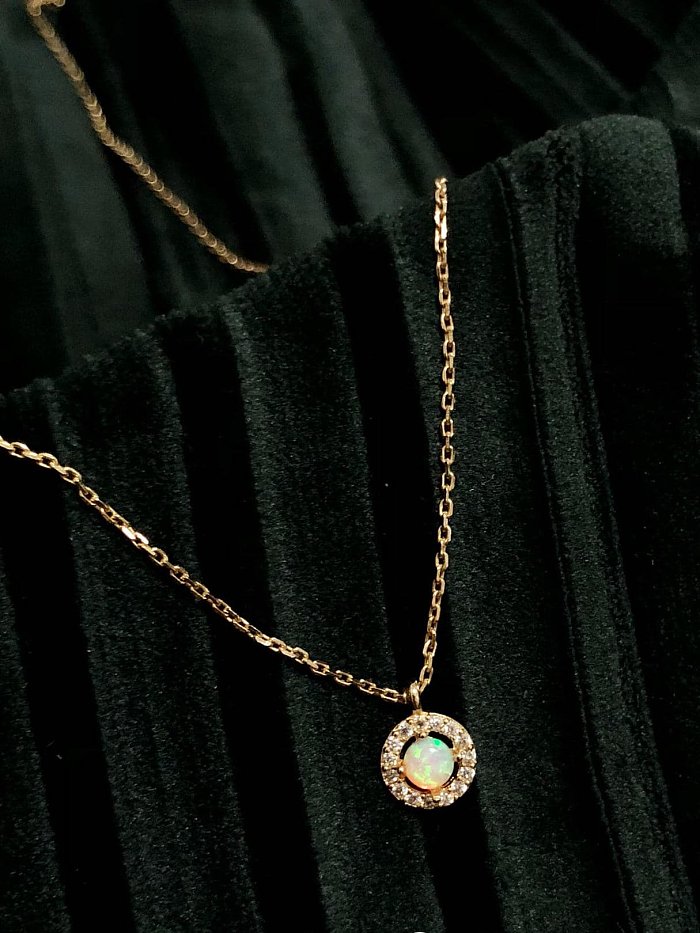 Runde zierliche Halskette aus 925er Sterlingsilber mit Strasssteinen
