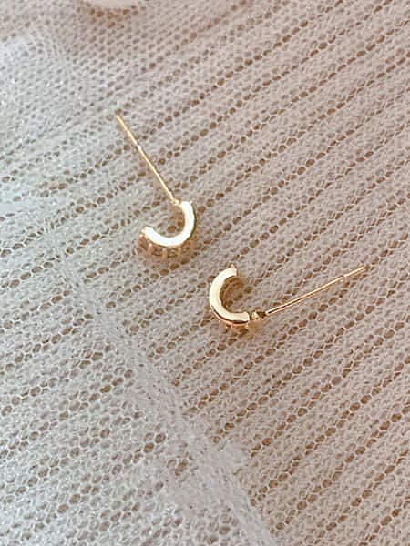 925 Sterling Silver Cubic Zirconia Geometric Dainty Stud Earring