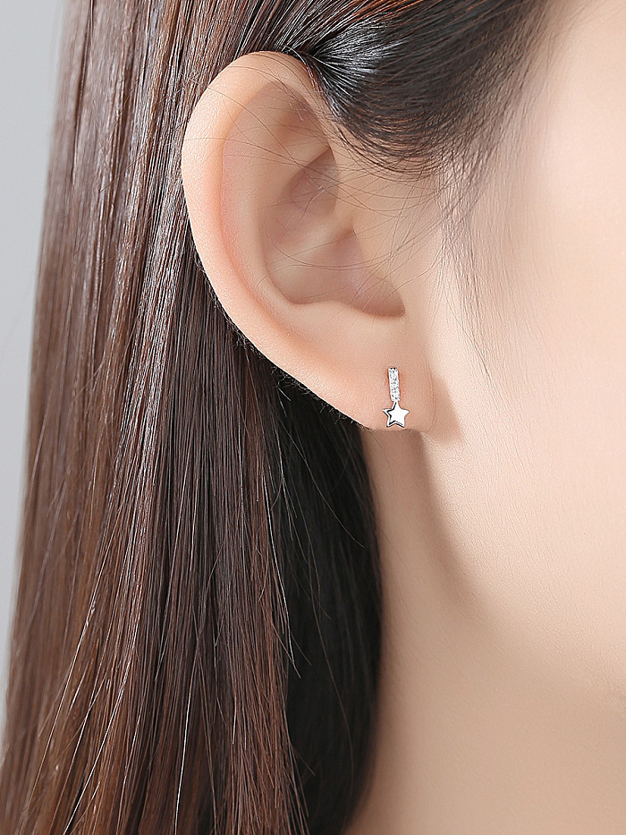 Boucles d'oreilles en argent sterling 925 avec des boucles d'oreilles géométriques à la mode