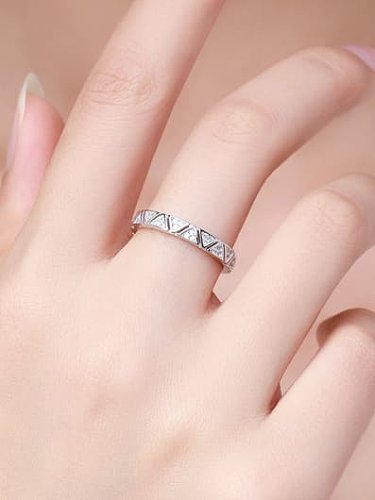 925 Sterling Silver Cubic Zirconia Triangle Dainty Band Ring