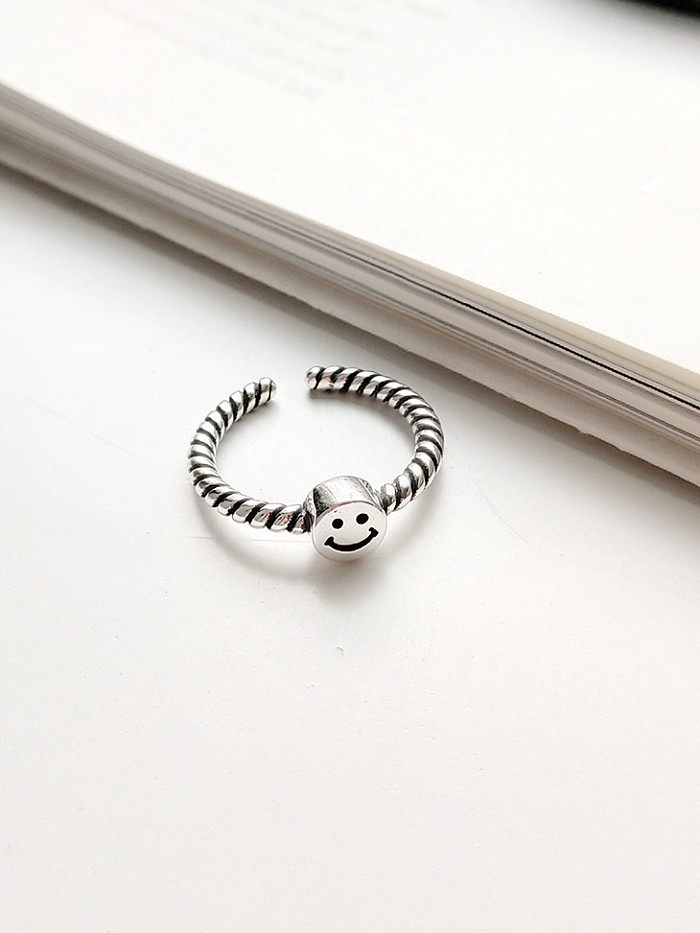 خاتم من الفضة الإسترليني بتصميم عتيق ومقاس مجاني للابتسامة