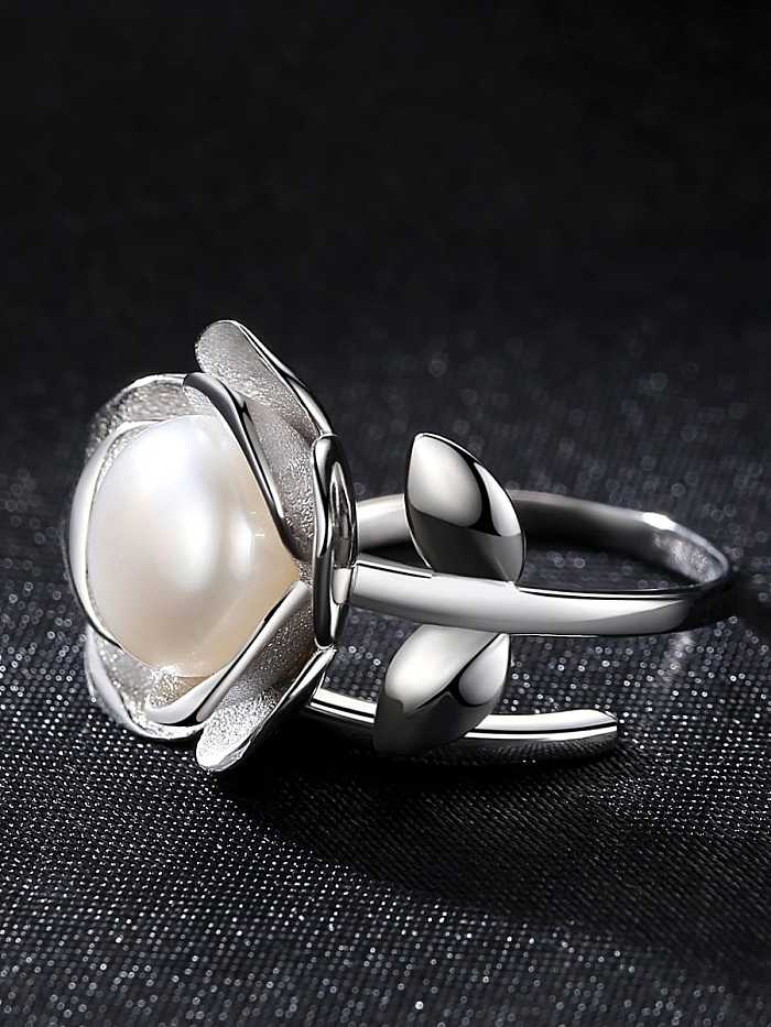 Anel de pérola de água doce pegajosa em forma de flor de prata esterlina 925