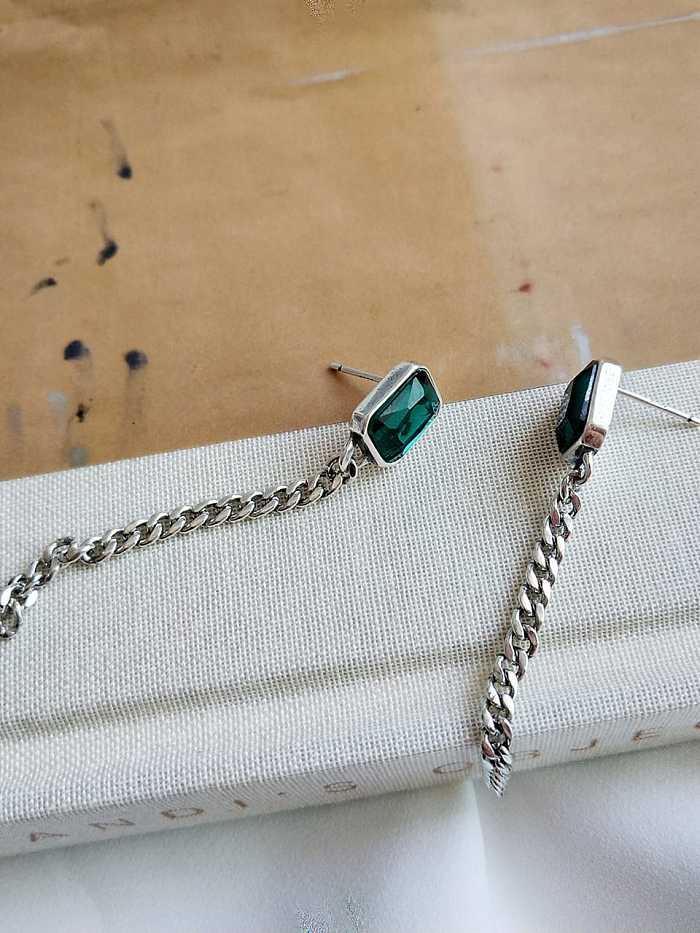 Minimalistischer Einfädler-Ohrring aus 925er Sterlingsilber mit grünem Diamant und N-Kette