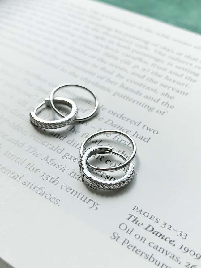 925 Sterling Silver Cubic Zirconia White Round Minimalist Stud Earring