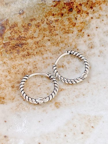 925 Sterling Silver Round Vintage Huggie Earring