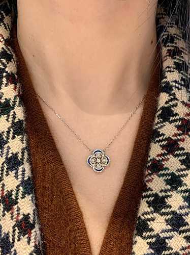 Collar delicado de flor de circonita cúbica de plata de ley 925