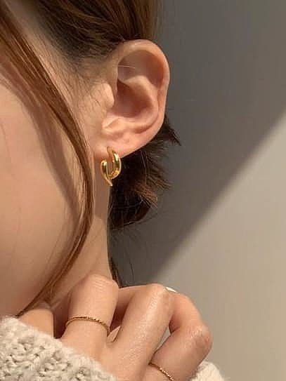 925 Sterling Silver Irregular Vintage Stud Earring